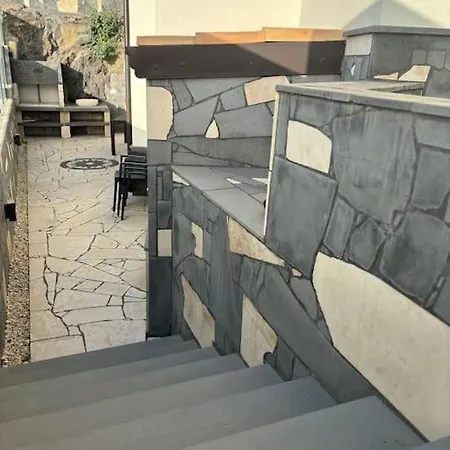 The Tavern - Luxury Bronte