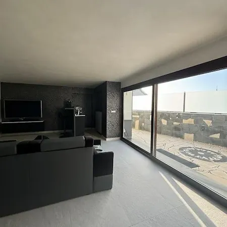 The Tavern - Luxury